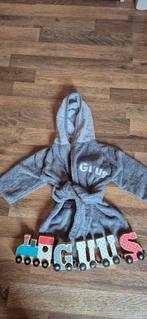 GUUS gezocht! Badjas en trein met naam, Kinderen en Baby's, Babykleding | Overige, Ophalen of Verzenden, Zo goed als nieuw, No Brand