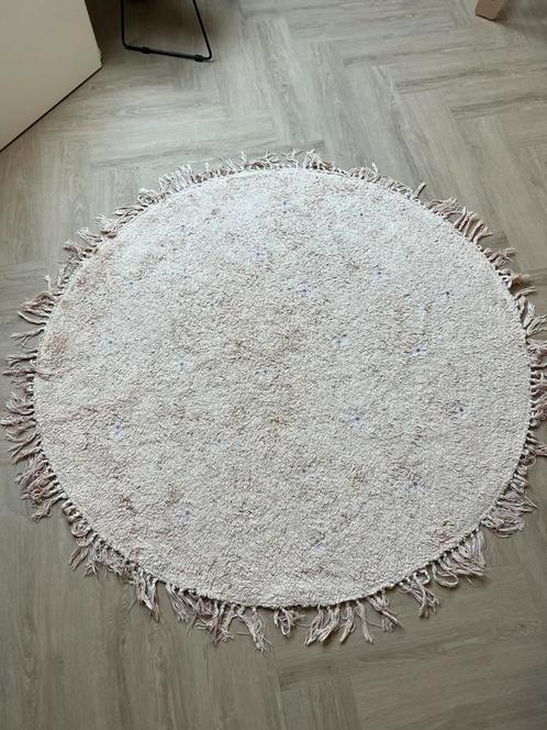 Tapis Petit nora flower vloerkleed bloemetjes roze, Huis en Inrichting, Stoffering | Tapijten en Kleden, Zo goed als nieuw, 100 tot 150 cm