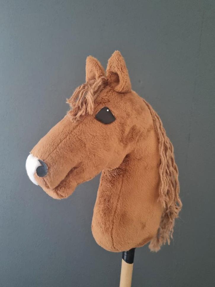 Mooie hobbyhorse uit Finland, Kinderen en Baby's, Speelgoed | Hobbelfiguren, Zo goed als nieuw, Ophalen of Verzenden