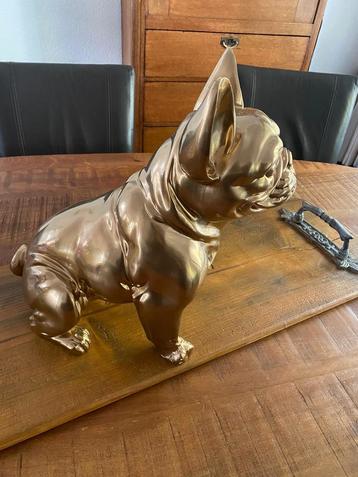 Gouden Bulldog Beeld - Decoratief beschikbaar voor biedingen