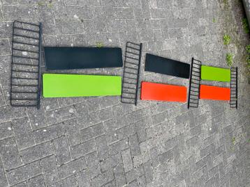 Wandrek metaal vintage groen oranje zwart €65 jaren 60 beschikbaar voor biedingen