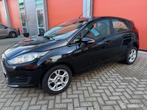 Ford Fiesta 1.0 EcoBoost Titanium DISTRIBUTIE VERVANGEN 5DRS, Auto's, Ford, Voorwielaandrijving, Euro 5, Zwart, Handgeschakeld