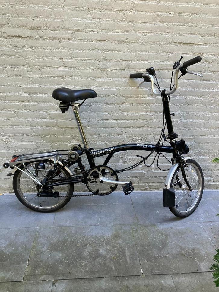 brompton vouwfiets 6 versn zwart met voortas, Fietsen en Brommers, Fietsen | Vouwfietsen, Gebruikt, Brompton, 16 tot 18 inch, Totaal opvouwbaar