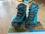 Lowa kinder wandelschoenen/ bergschoenen, Ophalen of Verzenden, Zo goed als nieuw, Schoenen