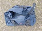 Reistas / weekendtas Eastpak, Sieraden, Tassen en Uiterlijk, Tassen | Reistassen en Weekendtassen, 30 cm of meer, Blauw, Zo goed als nieuw