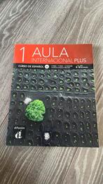Aula internacional plus, Ophalen of Verzenden, Zo goed als nieuw