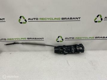 Portiergreep Houder Rechts Volkswagen Golf 6 ORIG 5N0839885G beschikbaar voor biedingen