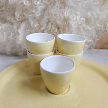 Plateelbakkerij Zuid Holland Gouda eierdopset geel beschikbaar voor biedingen