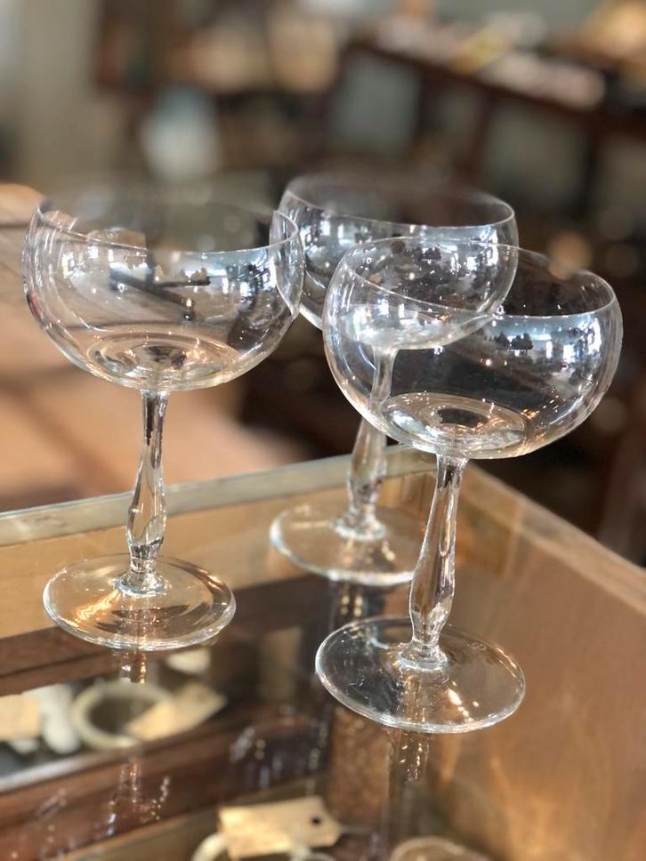 Set glazen KPC de Bazel 1917 Leerdam 3 coupes 6 wijnglazen, Antiek en Kunst, Antiek | Glas en Kristal, Ophalen