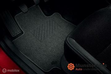 Mattenset origineel Dacia Logan R8201740972 beschikbaar voor biedingen