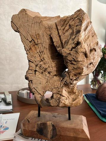 Houten decoratie beschikbaar voor biedingen