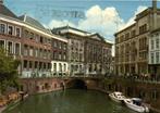 Utrecht, Stadhuis met Stadhuisbrug - boot volk auto - 1978 g, Ophalen of Verzenden, 1960 tot 1980, Gelopen, Utrecht