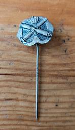 Oud speldje Artillerie, Ophalen of Verzenden, Landmacht, Nederland, Embleem of Badge