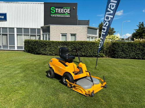 Stiga villa zitmaaier, Tuin en Terras, Zitmaaiers, Zo goed als nieuw, 90 tot 120 cm, Elektrische starter, Mulchfunctie, Ophalen