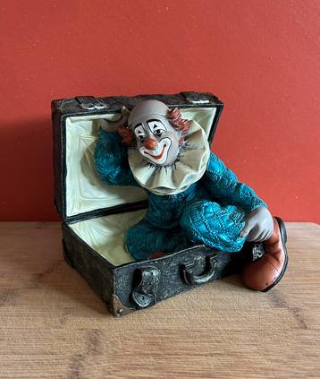 Gilde clown beschikbaar voor biedingen