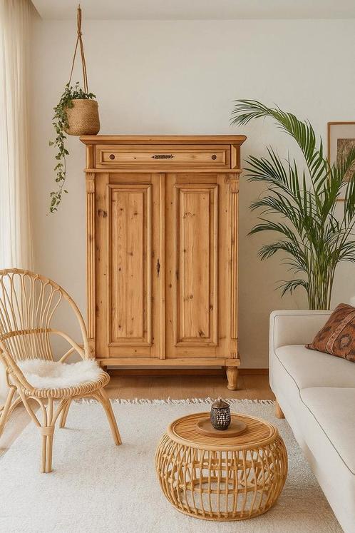 Oude grenen meidenkast, Huis en Inrichting, Kasten | Wandmeubels, Zo goed als nieuw, 100 tot 150 cm, Minder dan 150 cm, 50 tot 75 cm