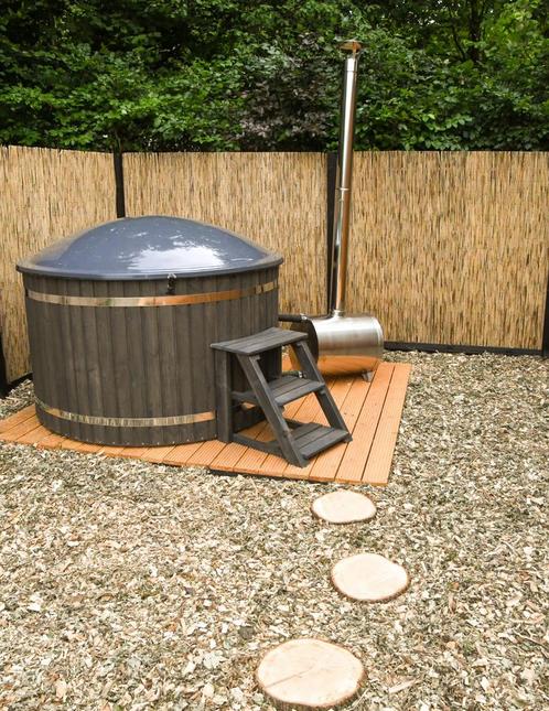 Summer sale  Full option hottub compleet hot tub zwembad, Tuin en Terras, Bubbelbaden en Hottubs, Nieuw, Vast, Afdekzeil, Trap