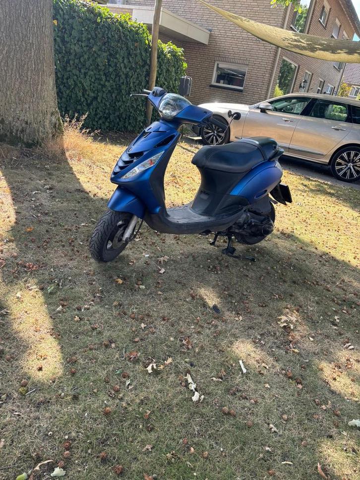Piaggio Zip 125cc 4t a1 motorkenteken ombouw 180cc, Fietsen en Brommers, Scooters | Piaggio, Zo goed als nieuw, Zip, Benzine, Ophalen of Verzenden