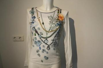 Marccain wit shirt ketting print kraaltjes bedel print N2/S beschikbaar voor biedingen