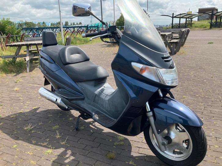 Suzuki Burgman 400AN - 2001 - 35.000km, Motoren, Motoren | Suzuki, Particulier, Scooter, Ophalen