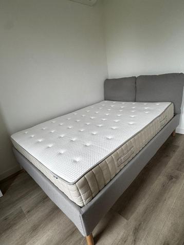 Bed Frame + Mattress 140200 cm – IKEA SAGSTUA & VATNESTRÖM beschikbaar voor biedingen