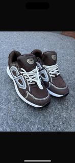 Dior B30, Christian Dior, Bruin, Nieuw, Ophalen of Verzenden