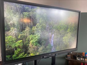 Tv touchscreen 75 inch bijna 2 meter 4k hd beschikbaar voor biedingen