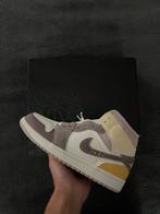 Nike Air Jordan 1 Mid SE Craft, Kleding | Heren, Schoenen, Bruin, Nike, Nieuw, Ophalen of Verzenden