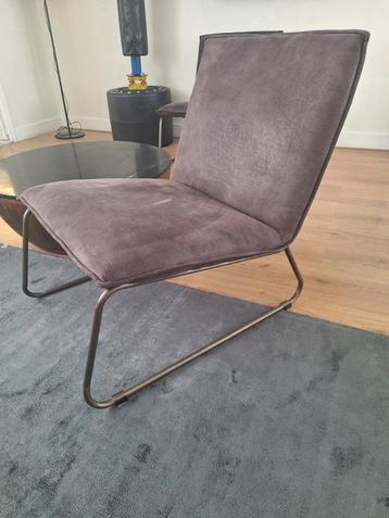 Mooie bruine fauteuils beschikbaar voor biedingen