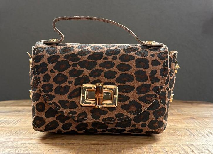 Nieuwe dames tas panter bruin suède, Sieraden, Tassen en Uiterlijk, Tassen | Schoudertassen, Nieuw, Overige merken, Bruin, Leer