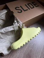 Yeezy Slide “Glow Green” Origineel | Nieuw, Kleding | Heren, Schoenen, Nieuw, Slippers, Ophalen of Verzenden, Yeezy , Adidas