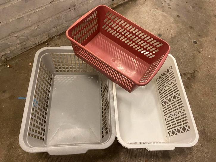 4 plastic Wasmanden opberg bakken voorraad, Huis en Inrichting, Keuken | Keukenbenodigdheden, Zo goed als nieuw, Ophalen of Verzenden