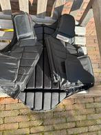 Bodyprotector adult S, Ophalen, Zo goed als nieuw
