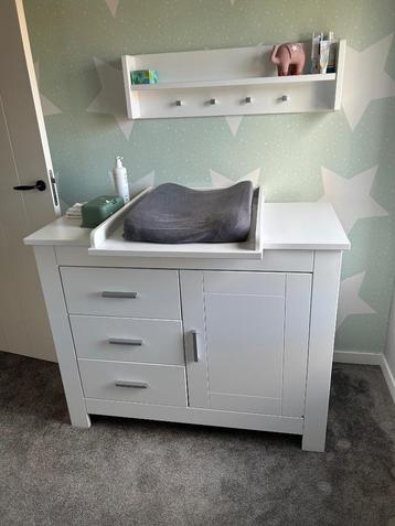 Commode bopita inclusief opzet beschikbaar voor biedingen