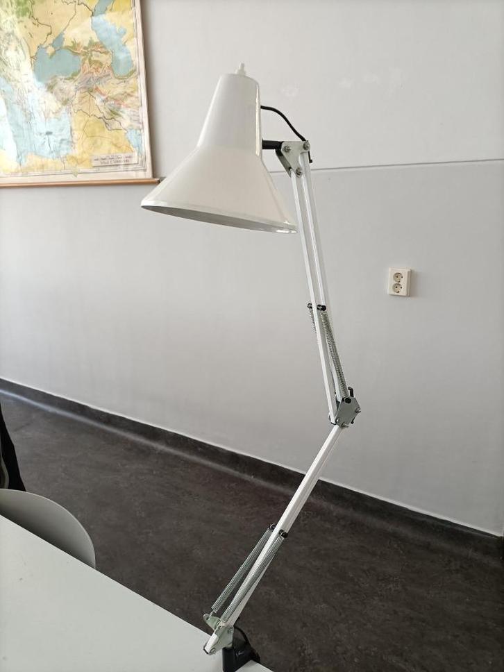 Vintage witte bureaulamp architectenlamp industrieel design, Huis en Inrichting, Lampen | Tafellampen, Gebruikt, 50 tot 75 cm