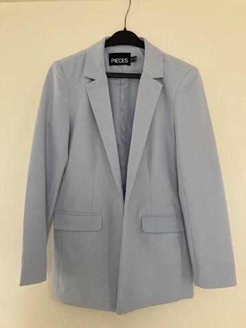 Blazer (  Pieces 2x gedragen ) beschikbaar voor biedingen