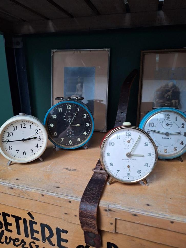 Diverse oude en vintage wekkers, Antiek en Kunst, Antiek | Klokken, Ophalen of Verzenden