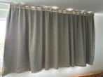 Gordijnen - grijs met witte driehoekjes - verduisterend, Huis en Inrichting, Stoffering | Gordijnen en Lamellen, Ophalen, Gebruikt