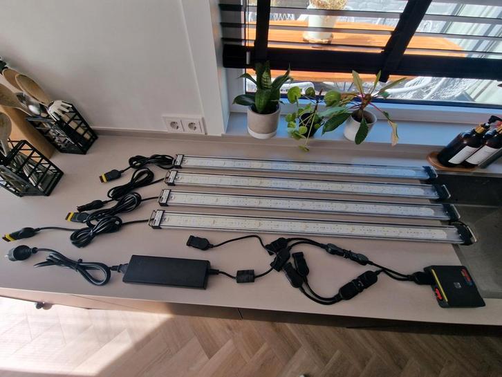 Eheim powerled hybride  95cm 4 stuks plus wifi, Dieren en Toebehoren, Vissen | Aquaria en Toebehoren, Zo goed als nieuw, Verlichting of Verwarming