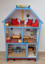 Poppenhuis incl. meubeltjes. 70 breed, 31diep, 105 hoog., Kinderen en Baby's, Speelgoed | Poppenhuizen, Ophalen, Gebruikt