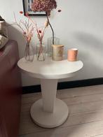 Wit houten bijzettafel, Huis en Inrichting, Tafels | Bijzettafels, Ophalen, Minder dan 45 cm, Minder dan 55 cm, Gebruikt