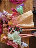 3x barbie + pony's, Kinderen en Baby's, Speelgoed | Poppen, Ophalen of Verzenden, Zo goed als nieuw, Barbie