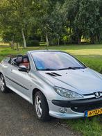 Peugeot 206 1.6 16V CC 2003 Cabriolet (met werkend dakje), Auto's, Peugeot, Voorwielaandrijving, Stoelverwarming, 4 cilinders
