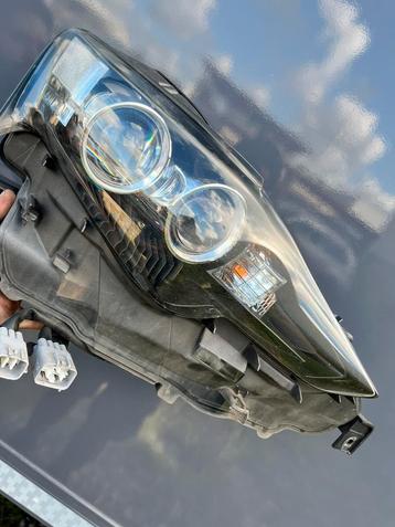 Koplampen Lexus IS 300h xe30 beschikbaar voor biedingen