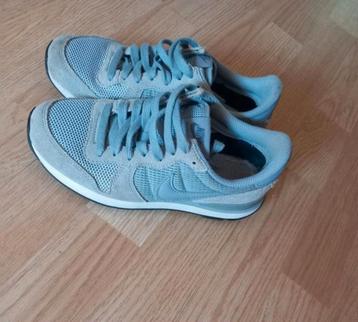 Zgan Nike dames sneakers grijs blauw mt 36 Ehv5655 geldrop  beschikbaar voor biedingen