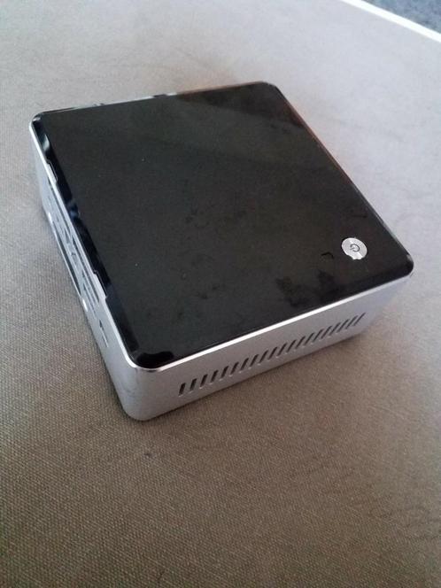 IntelNUC NUC5i5MYHE Mini PC Intel i5 Barebone ☆ Goed Lezen!, Computers en Software, Barebones, Gebruikt, Ophalen of Verzenden
