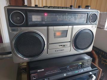 Vintage Sanyo M9930K Radio cassetterecorder beschikbaar voor biedingen