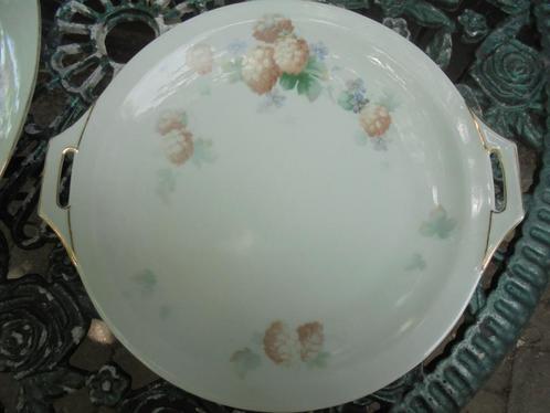 Gebakschaal Thomas Bavaria met dennenappels, Antiek en Kunst, Antiek | Servies los, Ophalen of Verzenden