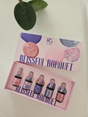 Pink Gellac Blissful Bouquet nieuw in verpakking beschikbaar voor biedingen