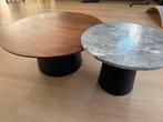 Set van 2 ronde salontafels | Walnoot & Grijs marmer, Ophalen, Rond, 50 tot 100 cm, Zo goed als nieuw